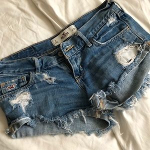Hollister distressed shorts